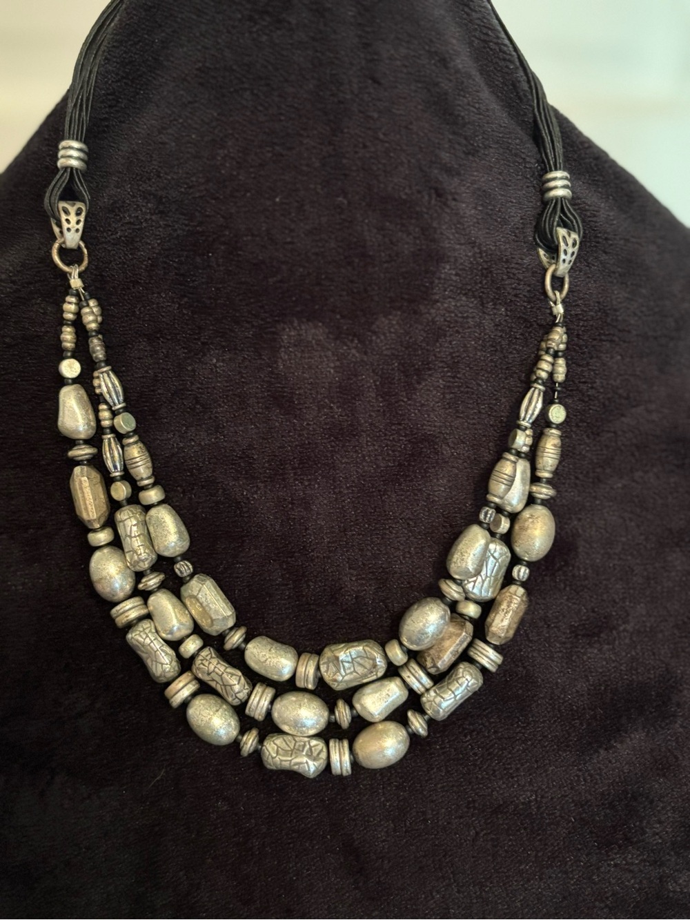 VTG Coldwater Creek Metallic Beaded 3-Strand Statement Necklace Chunky Bib